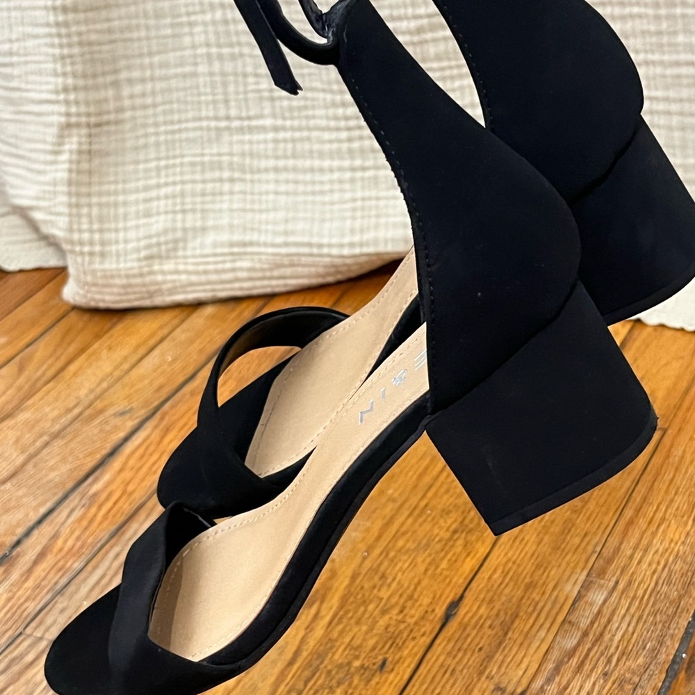 SHEIN Elegant Black Ankle Strap Heels
